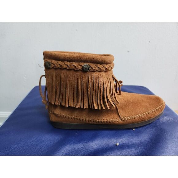 Minnetonka Women Tan Brown Suede Leather High Top Fringe Back Zipper Boots sz 9 - Picture 2 of 9